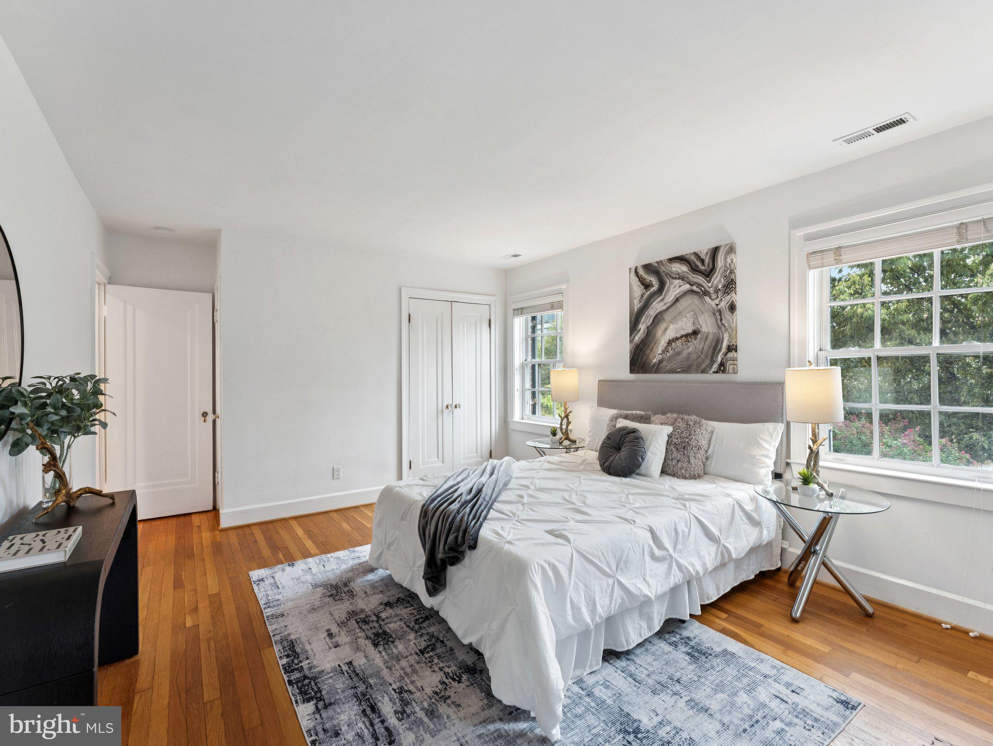 3541 R Street Northwest Washington, DC 20007 - Photo 18 of 35 a bedroom with a bed and a couch