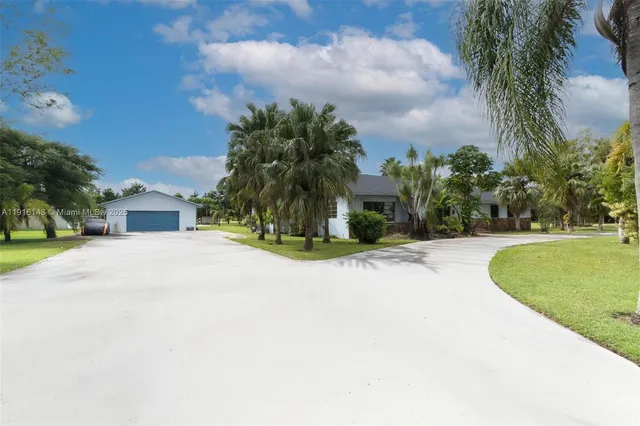 $1,250,000 | 21820 Southwest 254th Street, Homestead, FL 33031