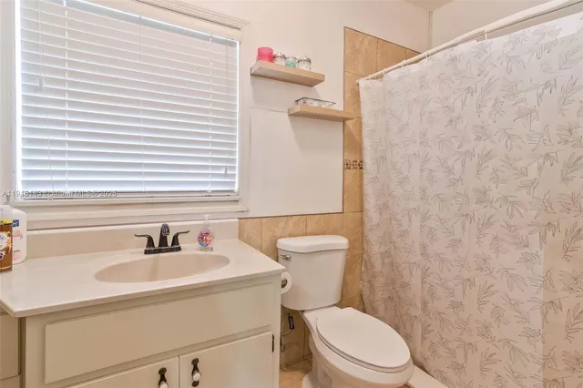 $1,250,000 | 21820 Southwest 254th Street, Homestead, FL 33031