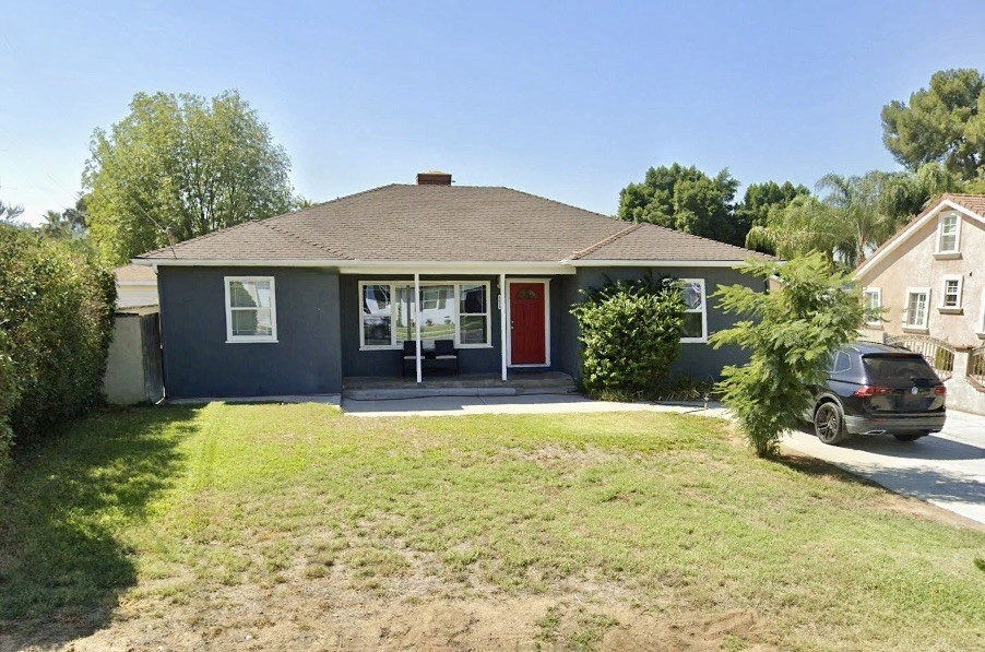 3624 Donald Avenue Riverside, CA 92503 - Photo 1 of 1 a view of a house with swimming pool and sitting area