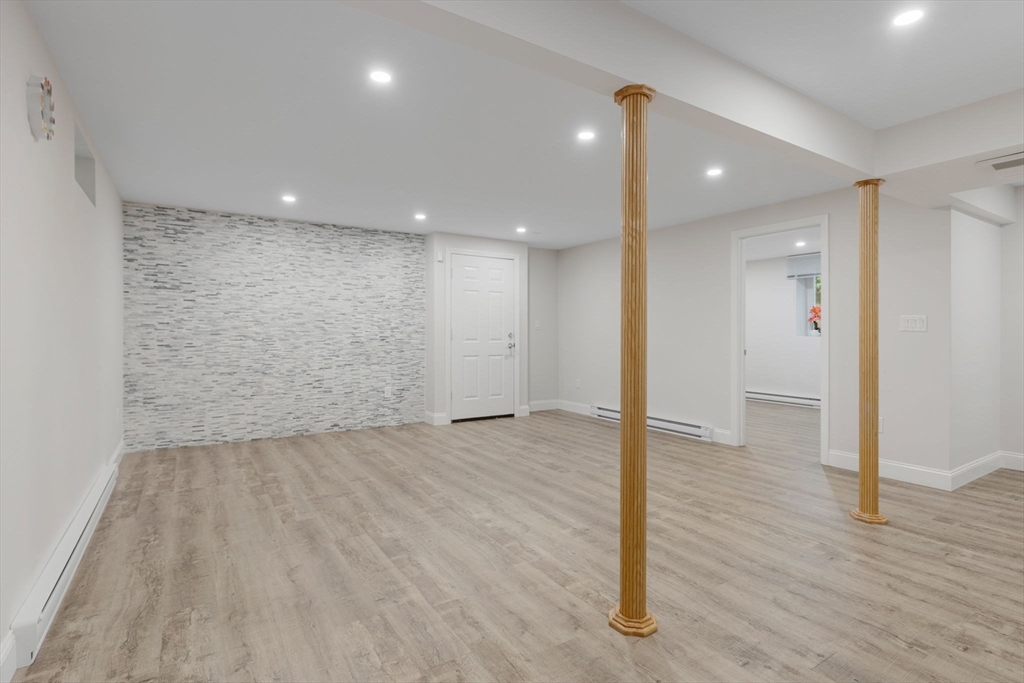 24 Carthay Circle Newton, MA 02461 - Photo 16 of 24