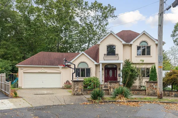 $9,000 | 24 Carthay Circle, Newton, MA 02461