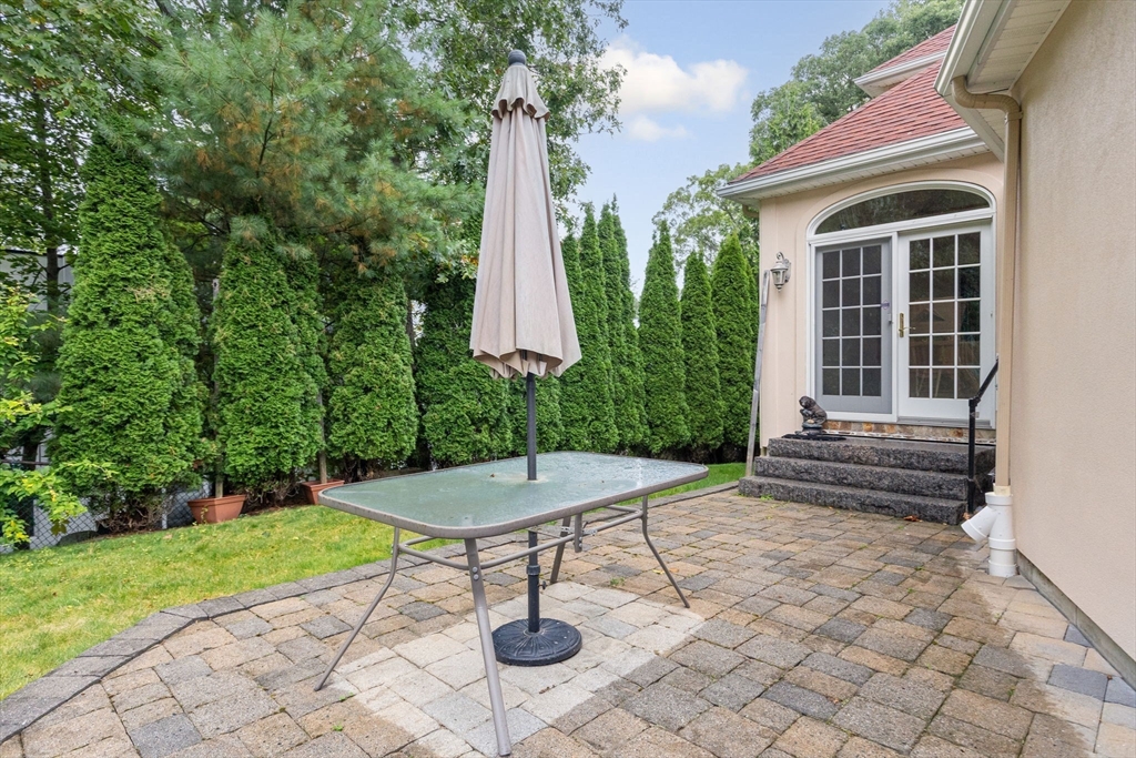 24 Carthay Circle Newton, MA 02461 - Photo 22 of 24