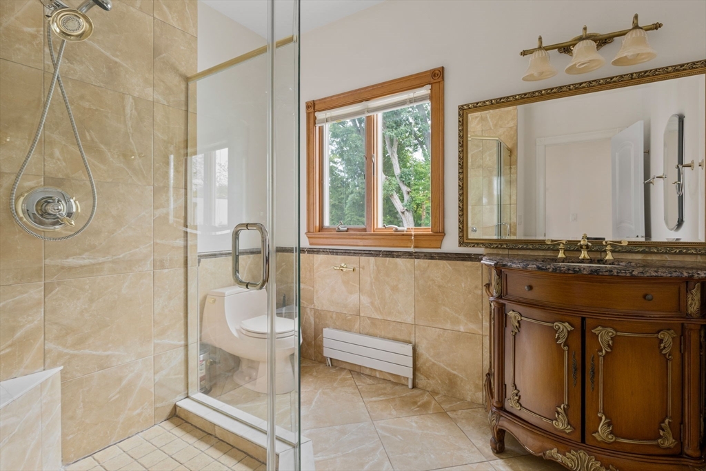 24 Carthay Circle Newton, MA 02461 - Photo 9 of 24