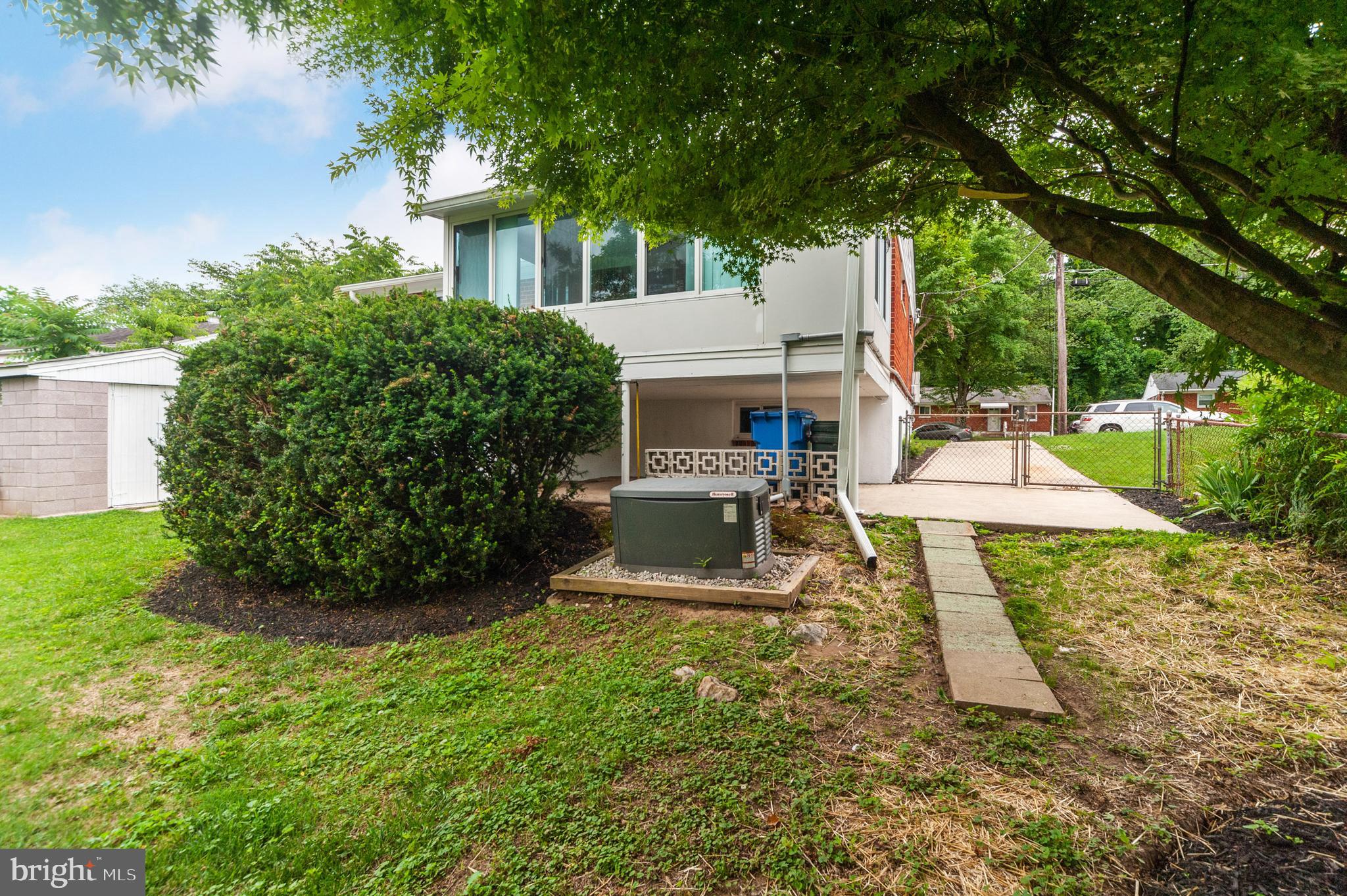 11403 Schuylkill Road Rockville, MD 20852 - Photo 21 of 26