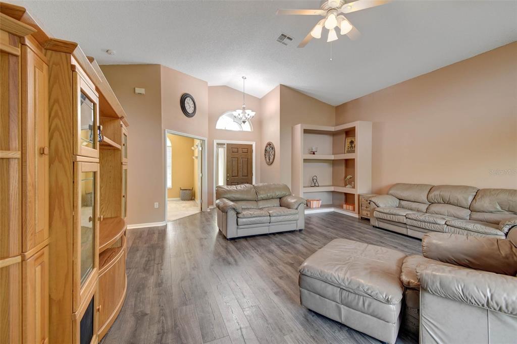 5085 Plumosa Street Spring Hill, FL 34607 - Photo 9 of 33