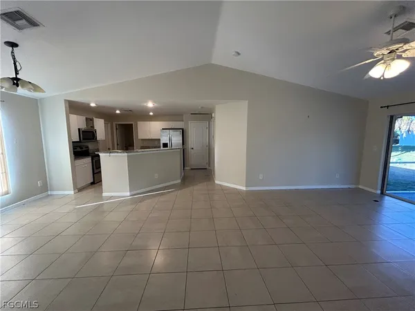 $2,100 | 6142 Hester Avenue, Fort Myers, FL 33905