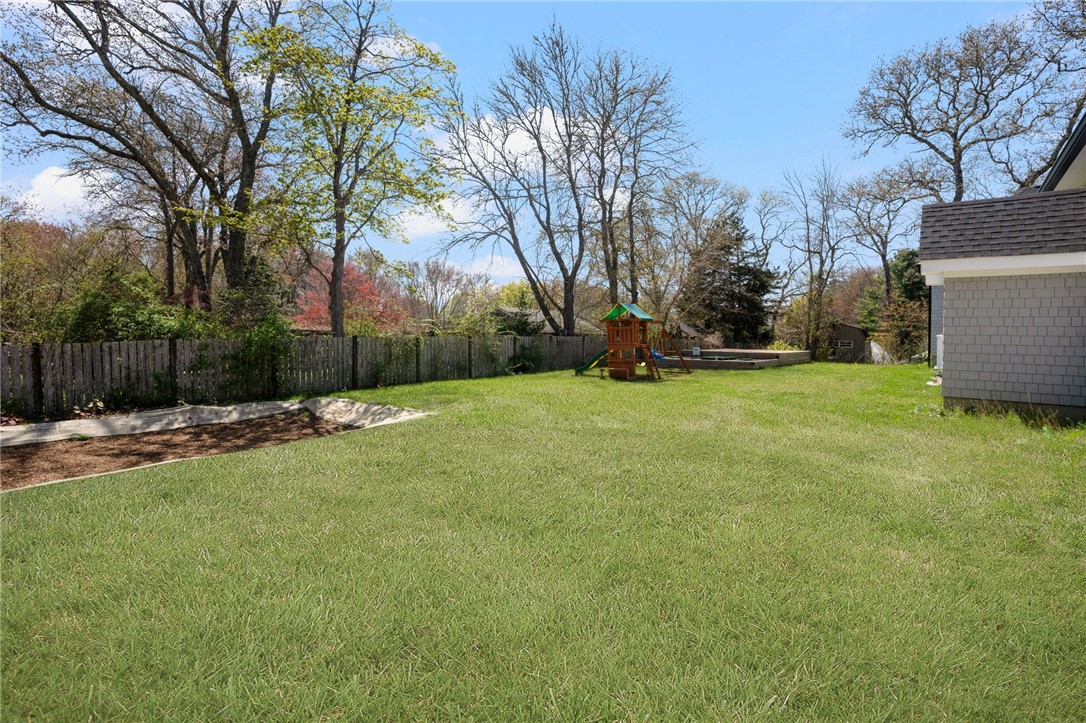24 Tern Road Narragansett, RI 02882 - Photo 44 of 46 enhanced grass