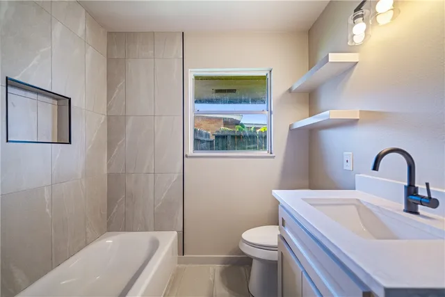 $2,150 | 713 Drexel Drive, Corpus Christi, TX 78412