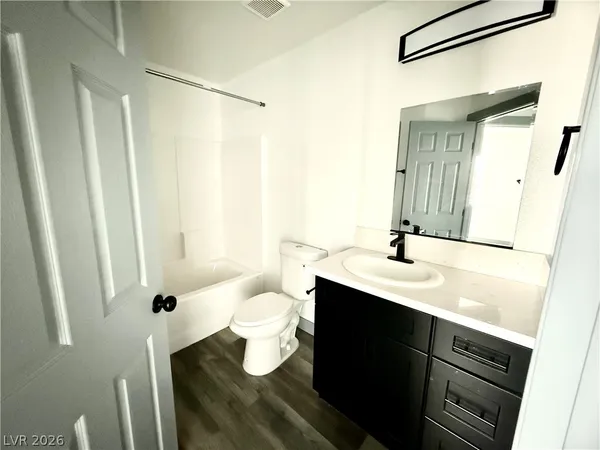 $290,000 | 382 East Erin Street, Pahrump, NV 89048