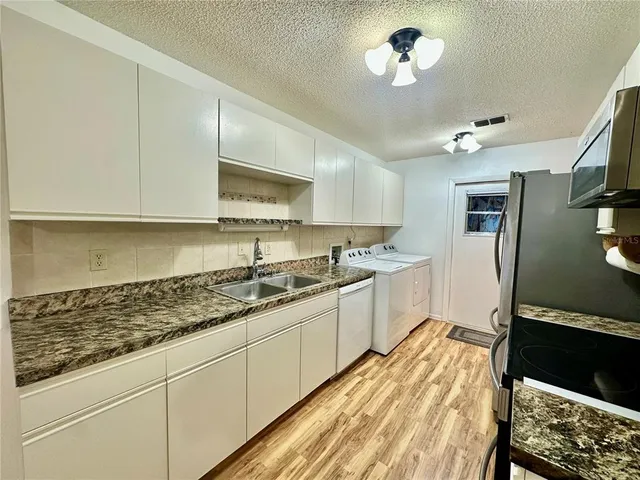 $154,500 | 146 Winter Ridge Drive, Unit 146, Winter Haven, FL 33881