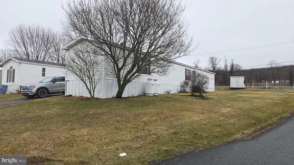 $75,000 | 4 Walnut Court, Fleetwood, PA 19522