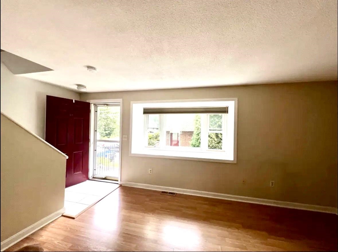 777 Middle Road, Unit 18 Portsmouth, NH 03801 - Photo 2 of 16 Gallery Image 2