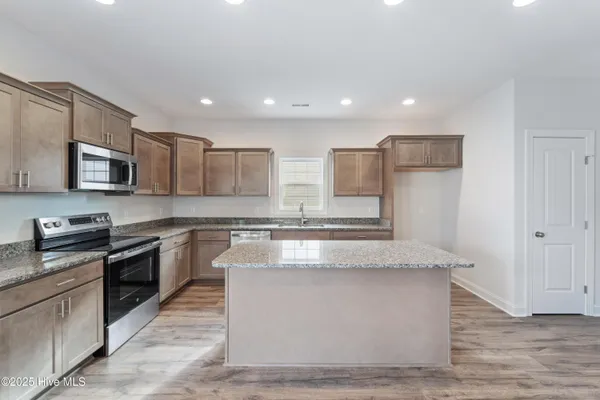 $373,000 | 1856 Olde Towne Pointe Boulevard, Jacksonville, NC 28546