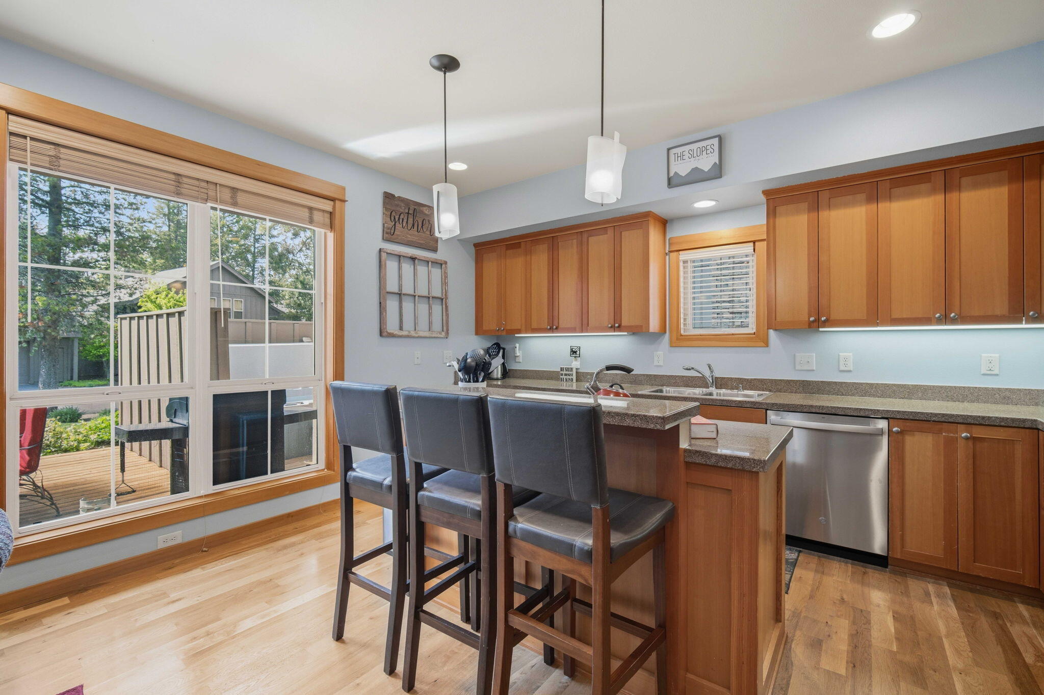 57129 Evergreen Loop, Unit 44 Sunriver, OR 97707 - Photo 16 of 59
