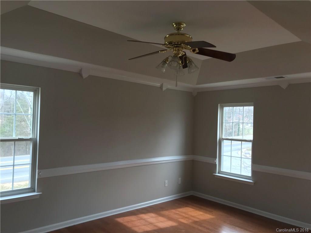 9021 Cameron Spring Road Charlotte, NC 28214 - Photo 8 of 16 Gallery Image 8