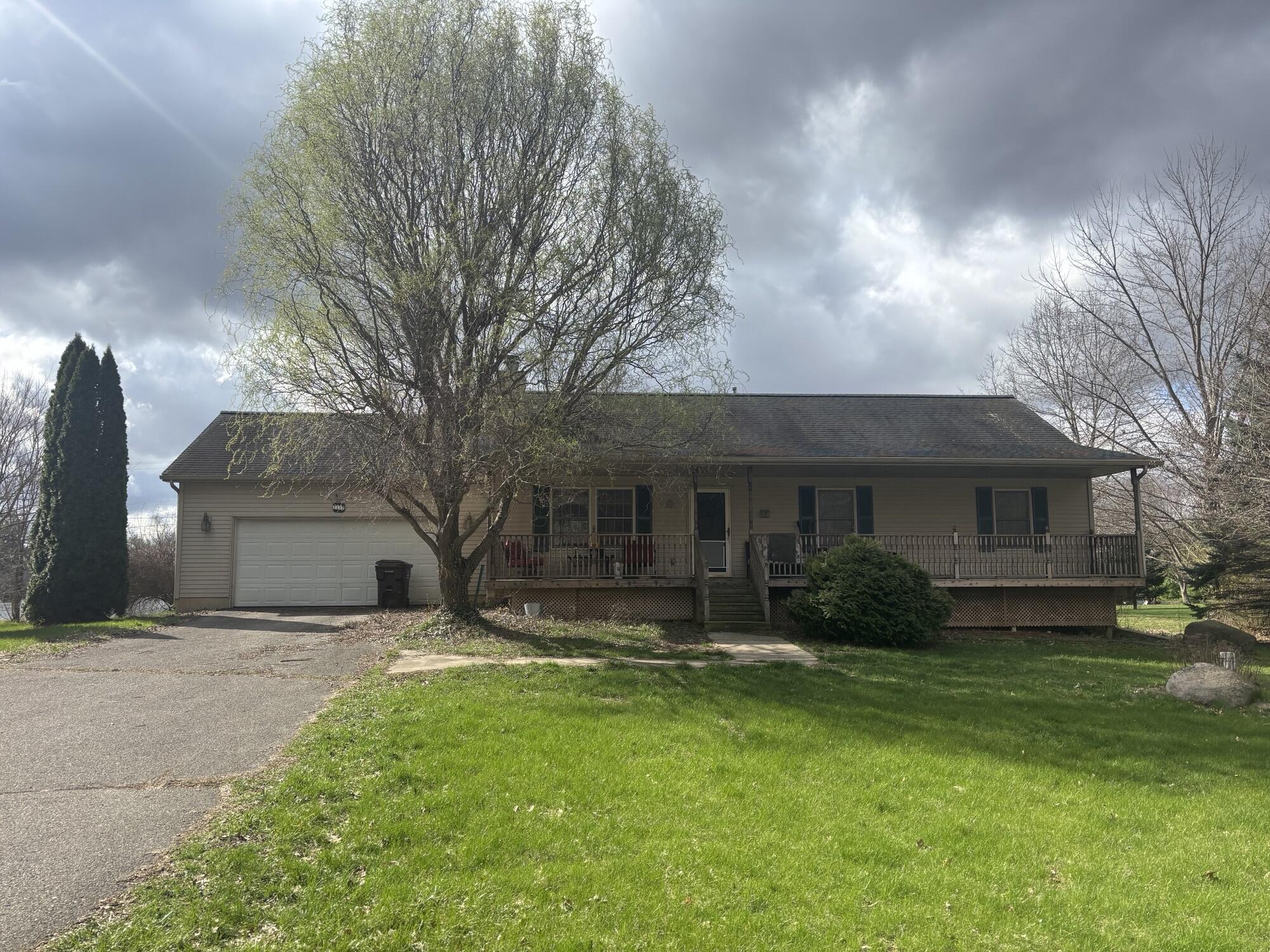 7117 King Road Spring Arbor, MI 49283 - Photo 1 of 10 IMG_8153