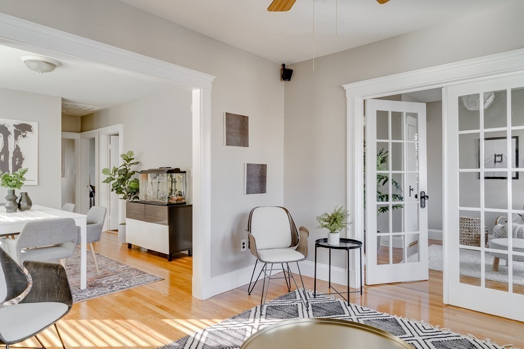 28 Chetwynd Road, Unit 2 Somerville, MA 02144 - Photo 9 of 23 Gallery Image 9