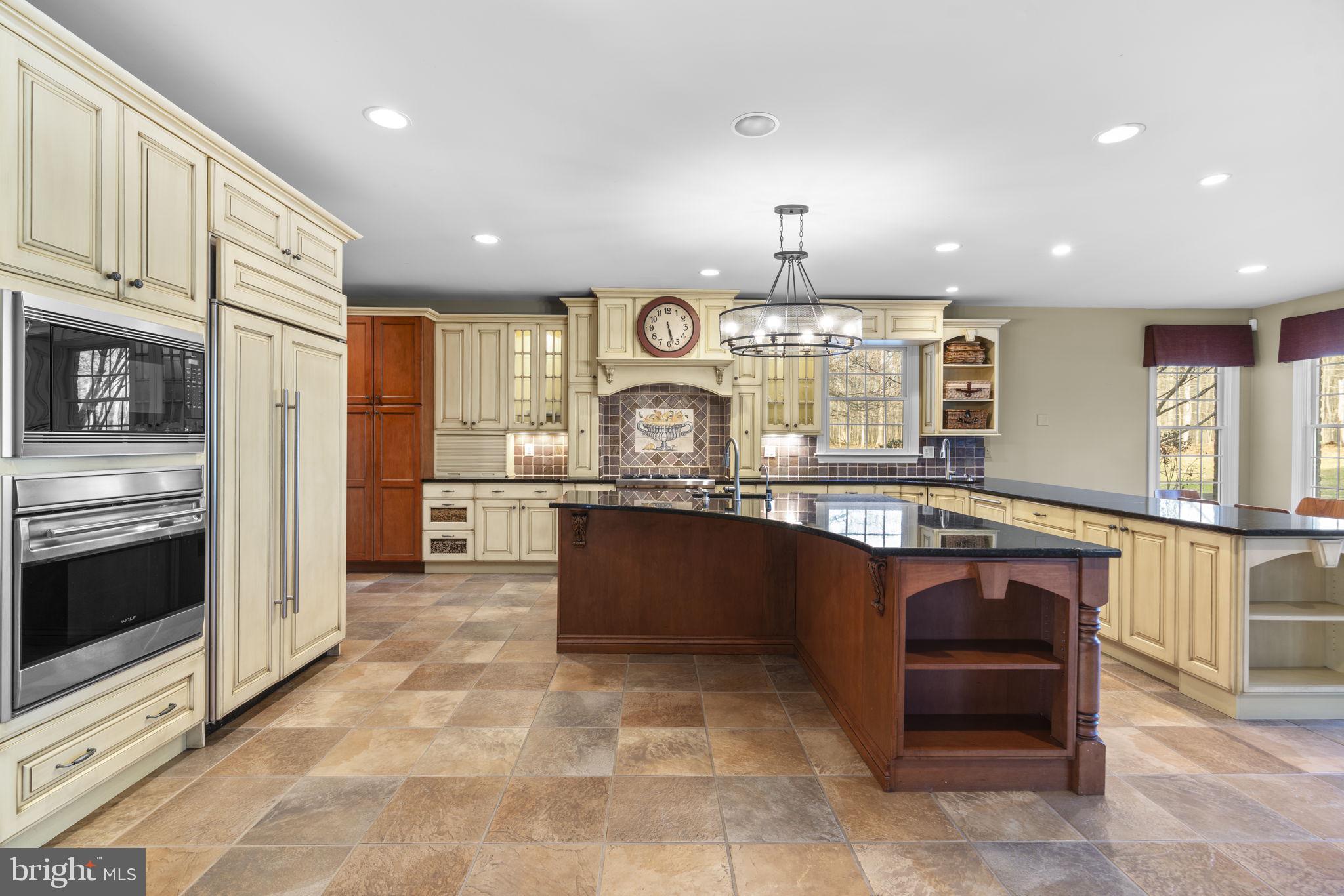 3091 Emerald Valley Road Ellicott City, MD 21042 - Photo 12 of 95 Kitchen
