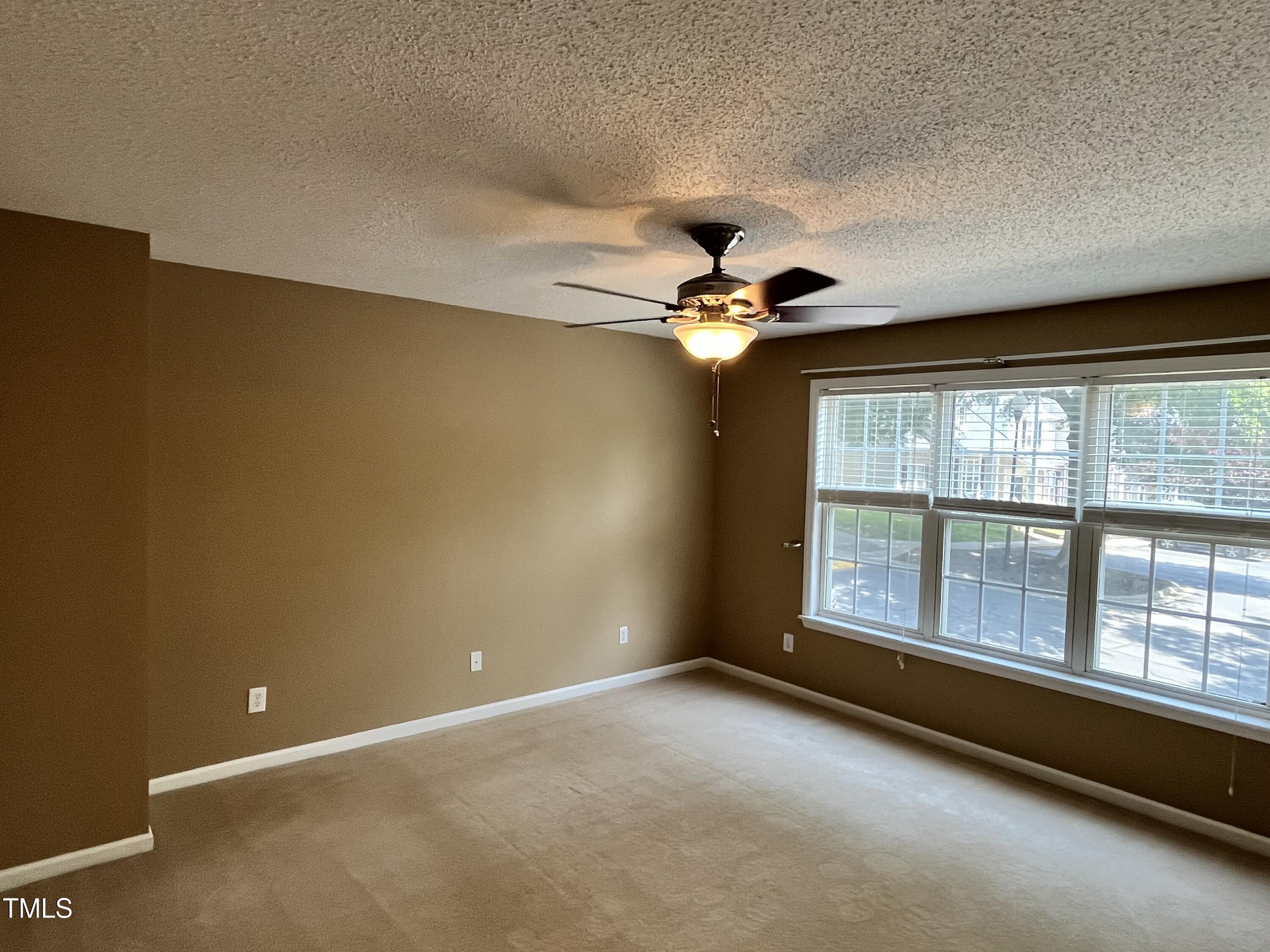 7331 Bonnie Ridge Court Raleigh, NC 27615 - Photo 17 of 28 IMG_2946
