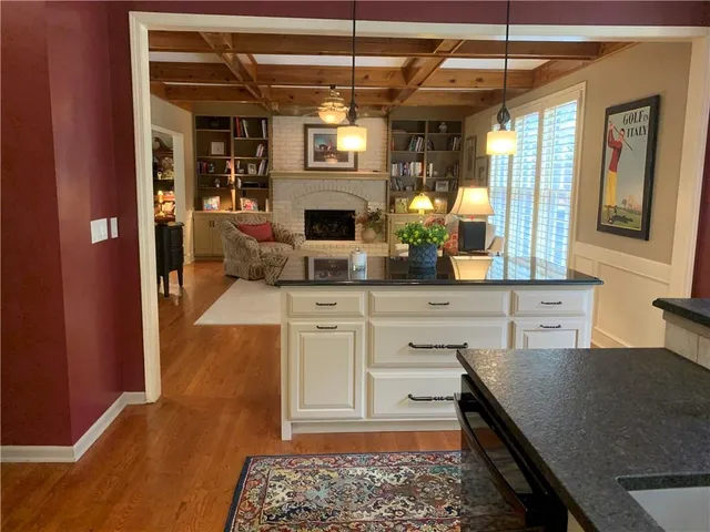 $465,000 | 7424 North Amoret Avenue, Kansas City, MO 64151