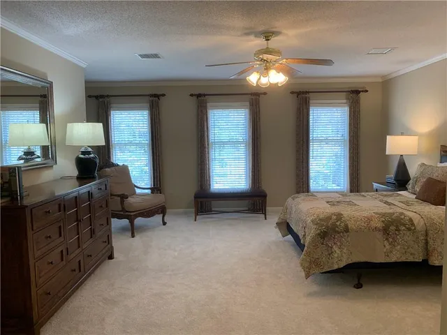 $465,000 | 7424 North Amoret Avenue, Kansas City, MO 64151