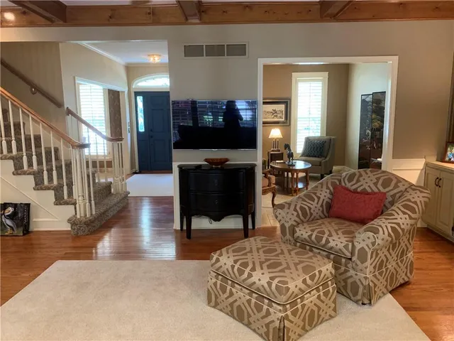 $465,000 | 7424 North Amoret Avenue, Kansas City, MO 64151