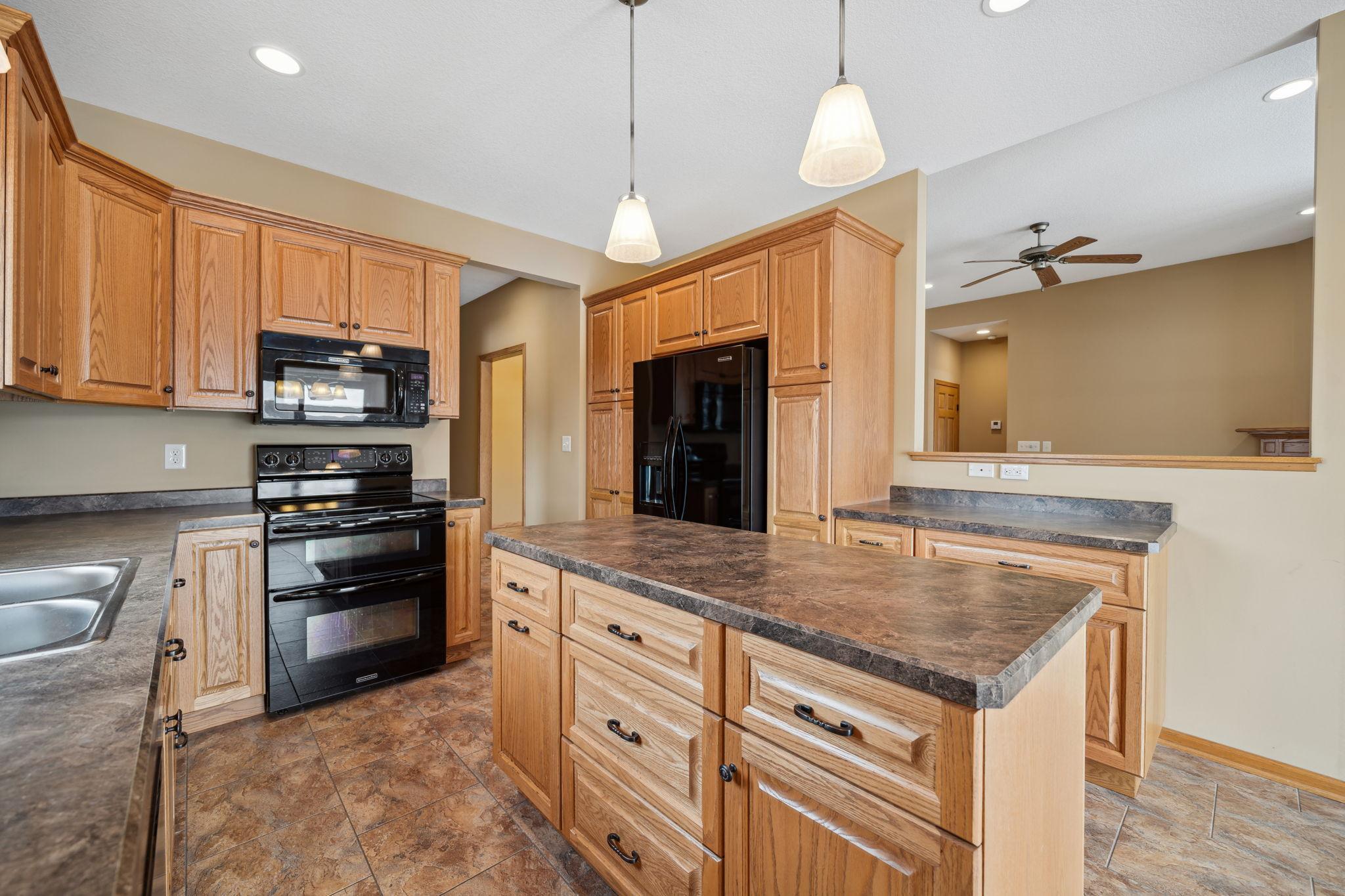 2491 Coral Ridge Place Northeast Rochester, MN 55906 - Photo 11 of 28 Gallery Image 11
