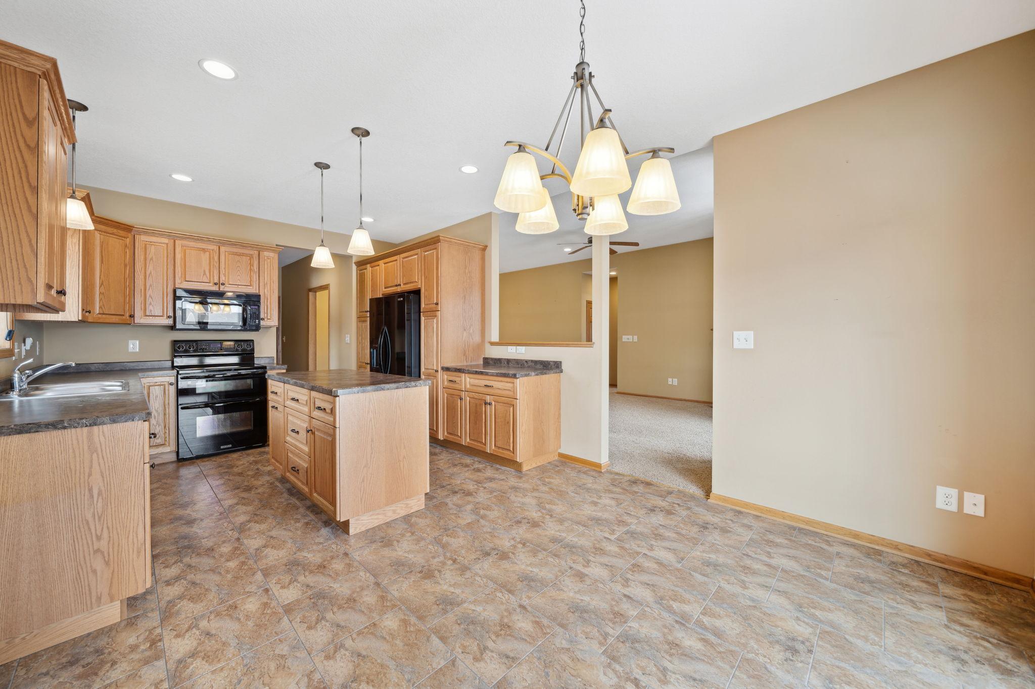 2491 Coral Ridge Place Northeast Rochester, MN 55906 - Photo 13 of 28 Gallery Image 13