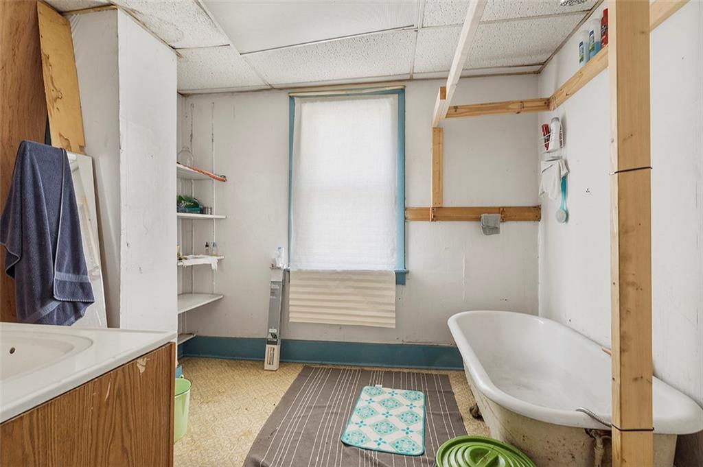 731 School Street McKees Rocks, PA 15136 - Photo 15 of 17 Gallery Image 15