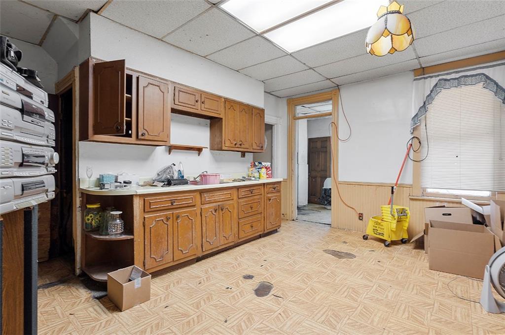 731 School Street McKees Rocks, PA 15136 - Photo 9 of 17 Gallery Image 9