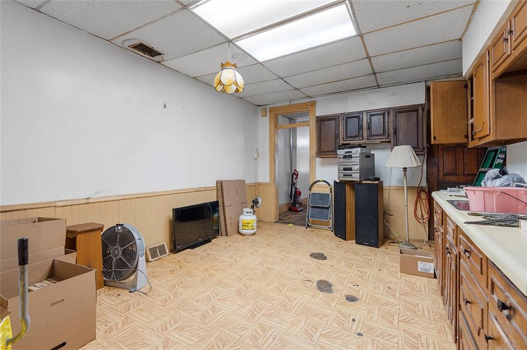 731 School Street McKees Rocks, PA 15136 - Photo 10 of 17 Gallery Image 10