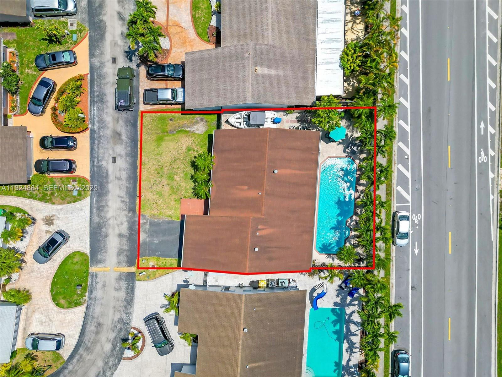 10020 Southwest 145th Place Miami, FL 33186 - Photo 6 of 35