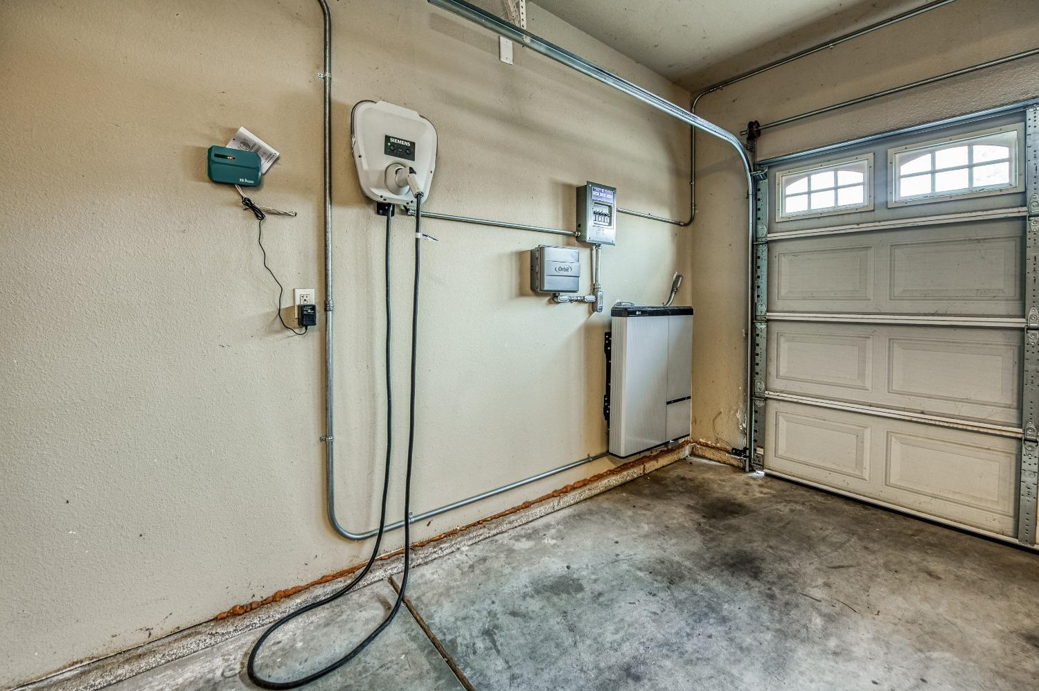 4679 North Island View Clovis, CA 93619 - Photo 29 of 55 a view of a storage & utility room