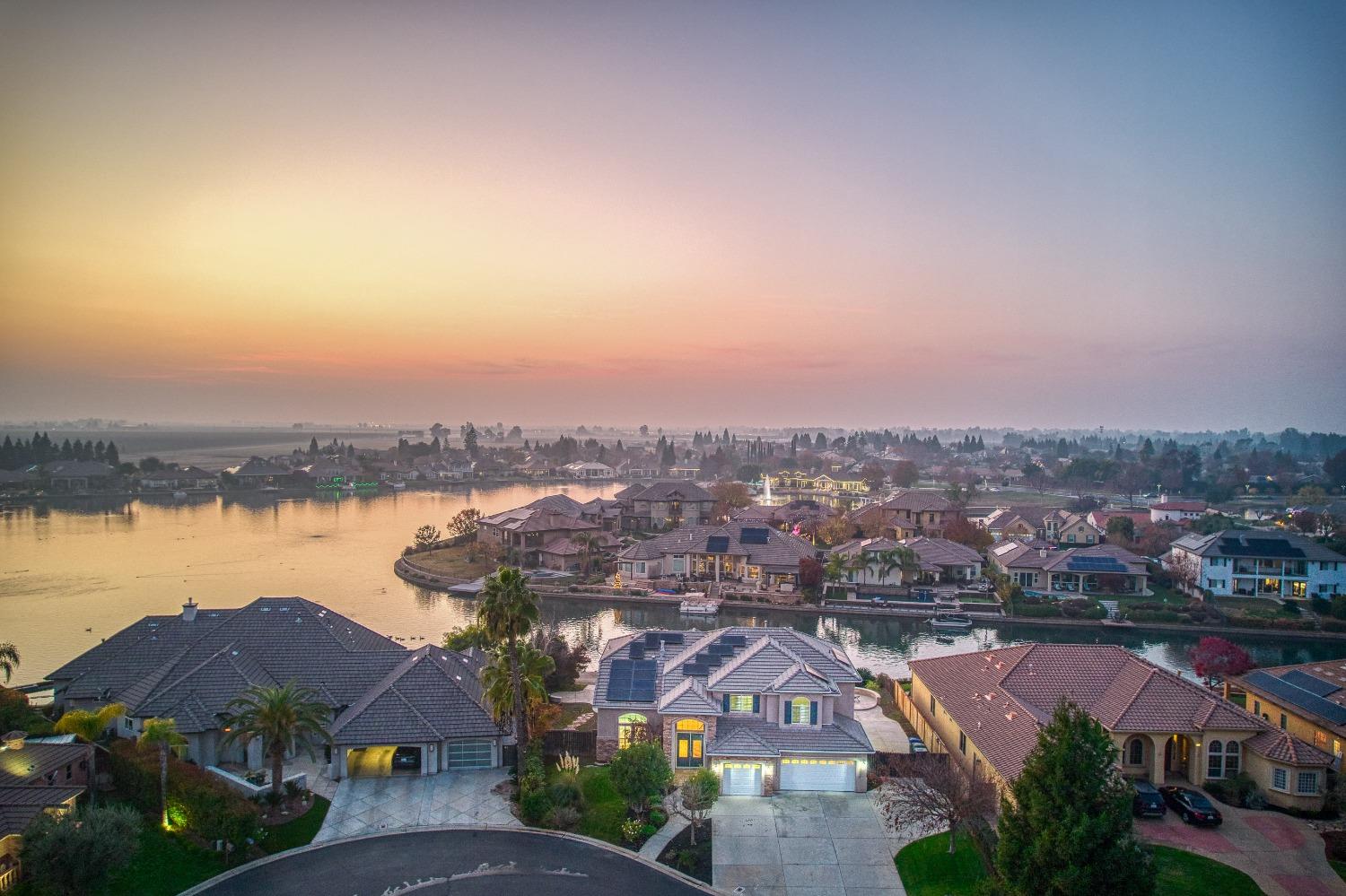 4679 North Island View Clovis, CA 93619 - Photo 49 of 55 an aerial view of residential houses with lake view