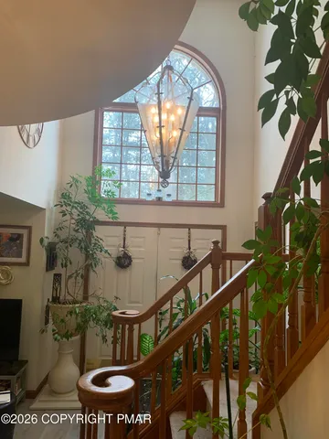 $479,900 | 25 Rollingwood Trail, Saylorsburg, PA 18353