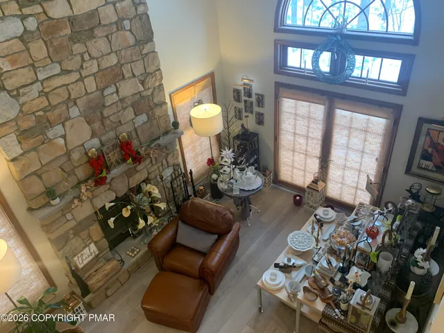 $479,900 | 25 Rollingwood Trail, Saylorsburg, PA 18353