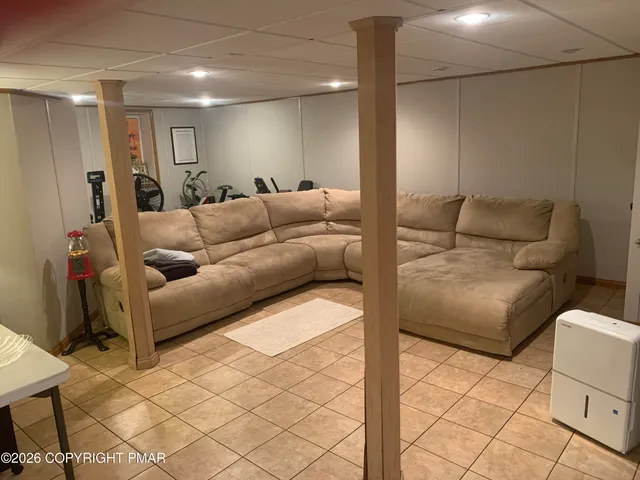 $479,900 | 25 Rollingwood Trail, Saylorsburg, PA 18353