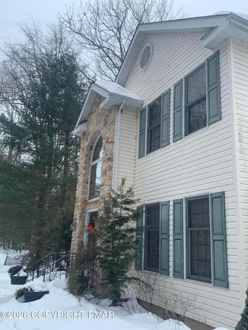 $479,900 | 25 Rollingwood Trail, Saylorsburg, PA 18353