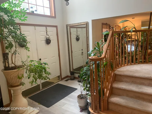 $479,900 | 25 Rollingwood Trail, Saylorsburg, PA 18353