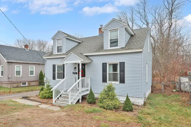 $329,900 | 16 Brainard Road, Enfield, CT 06082