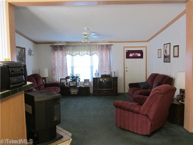 489 Bill Lohr Road Lexington, NC 27292 - Photo 2 of 16 Living Room.