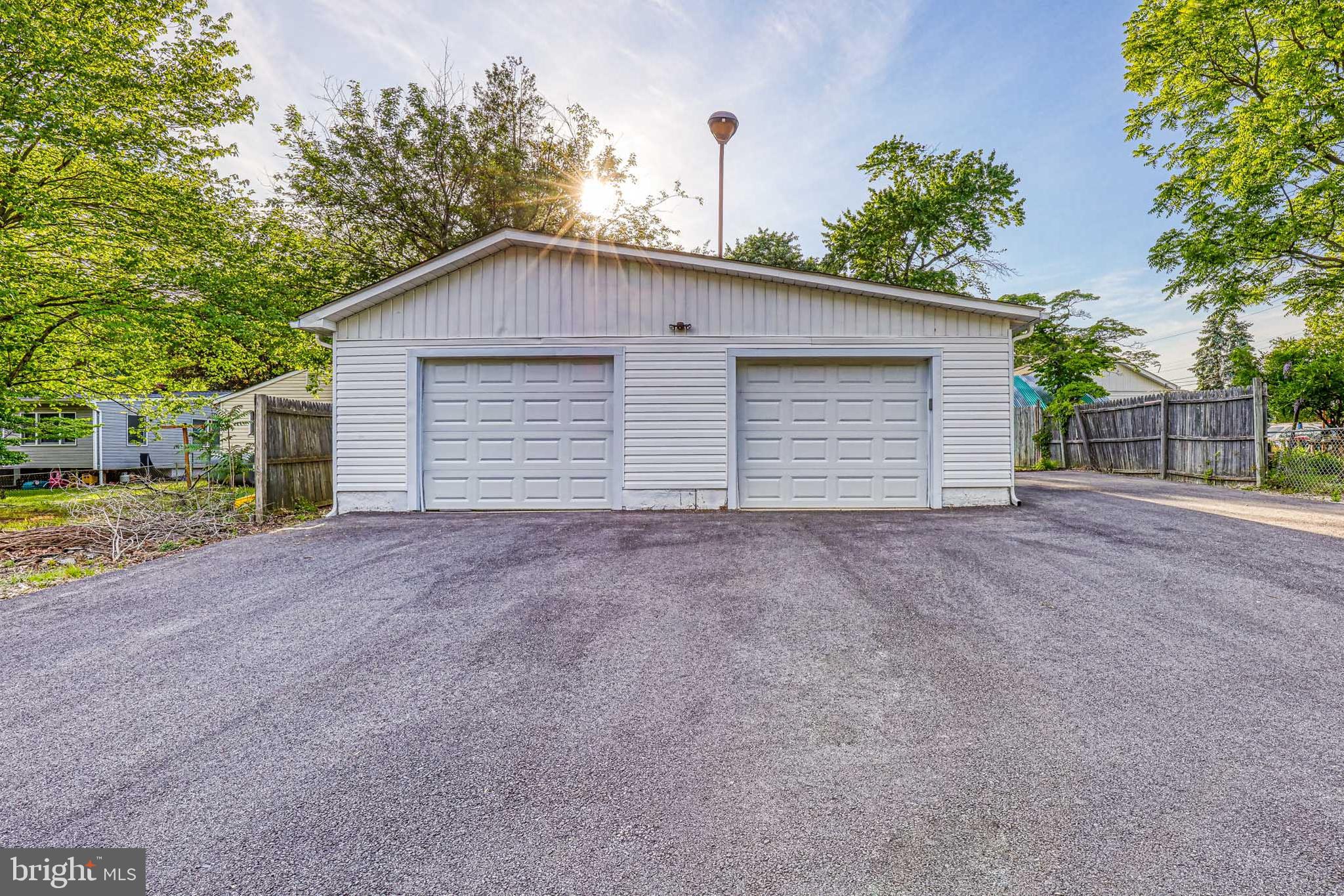 7813 E Road Pasadena, MD 21122 - Photo 31 of 31 HUGE Detached Garage