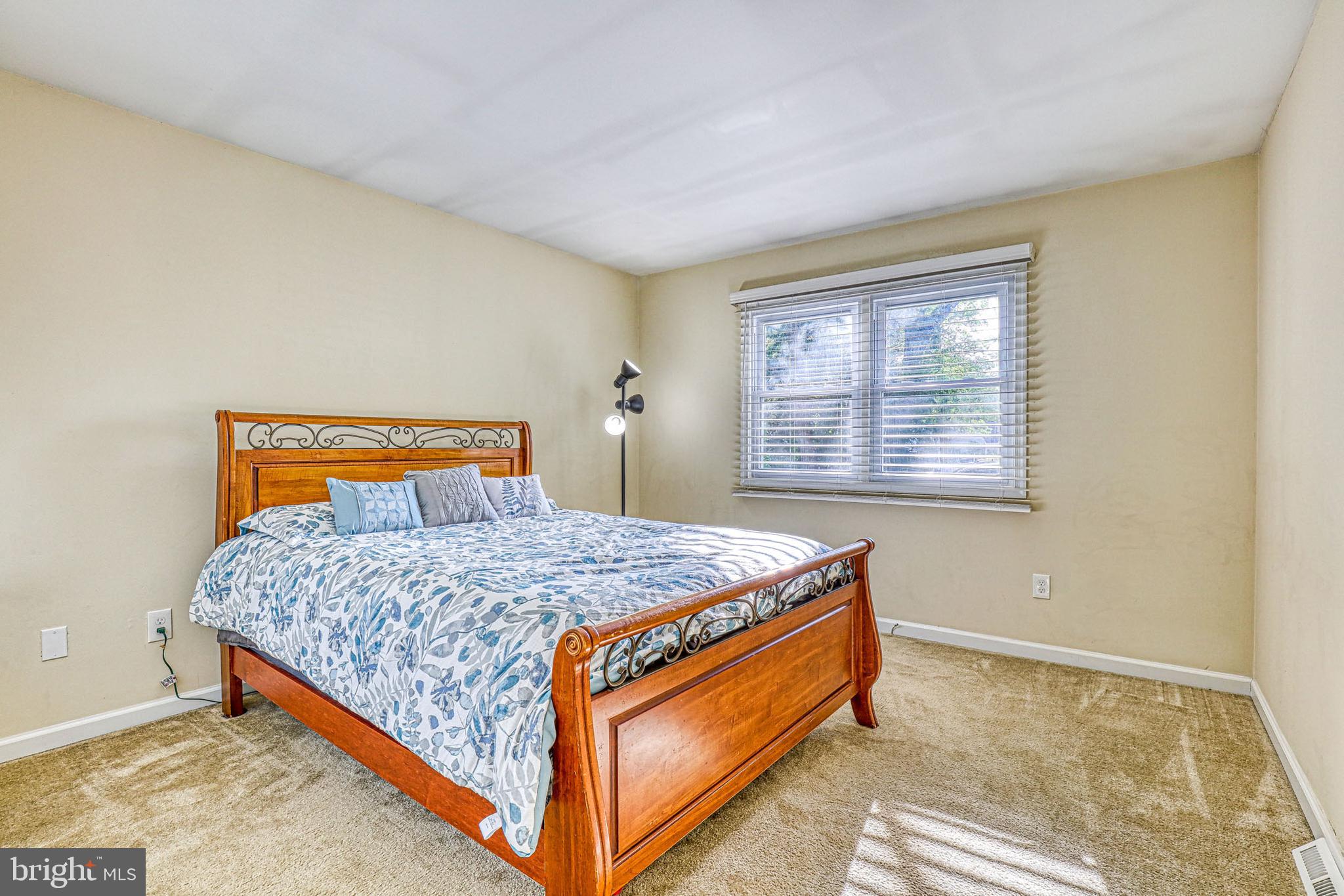 7813 E Road Pasadena, MD 21122 - Photo 9 of 31 Bedroom #1