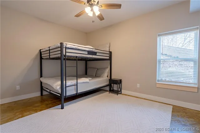 $1,250,000 | 613 Cove Circle, Sunrise Beach, MO 65079