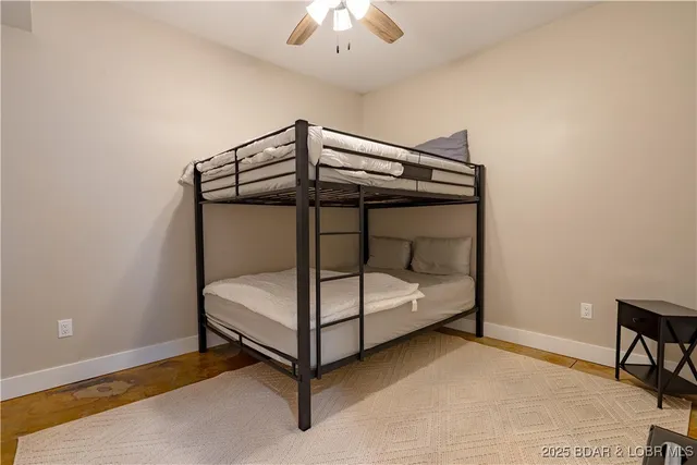 $1,250,000 | 613 Cove Circle, Sunrise Beach, MO 65079