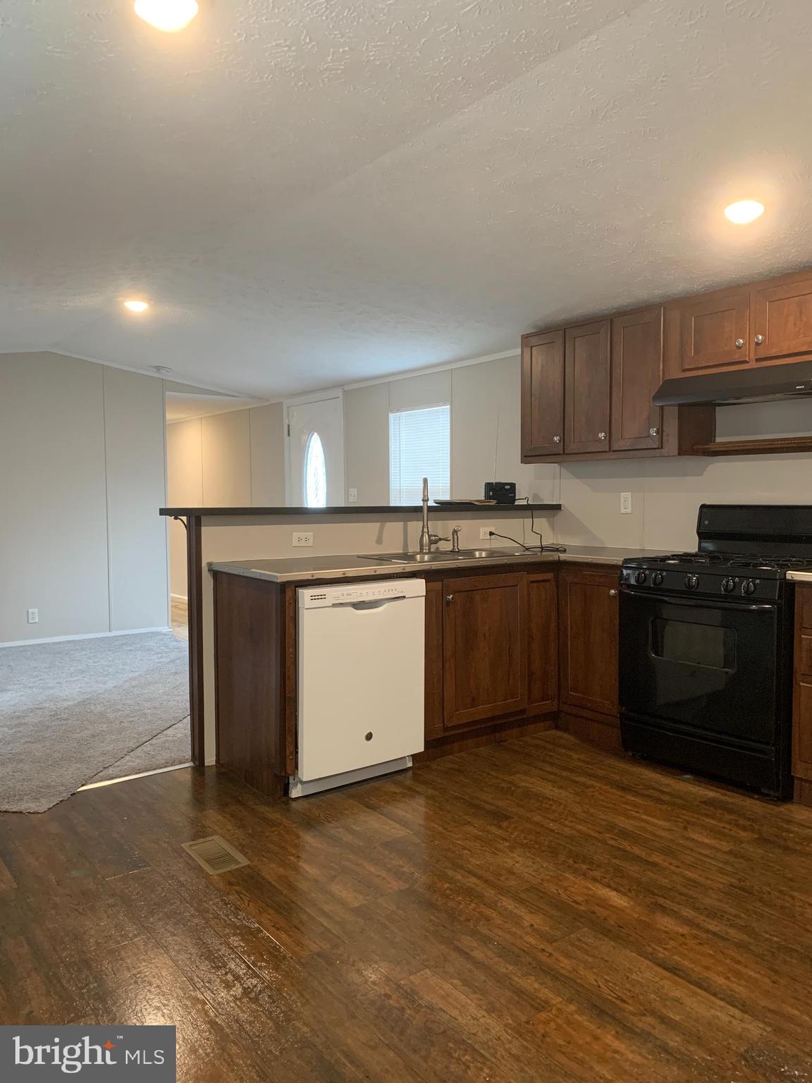 7806 Clark Road, Unit D50 Jessup, MD 20794 - Photo 8 of 37 Nicely appointed kitchen with Stainless faucet