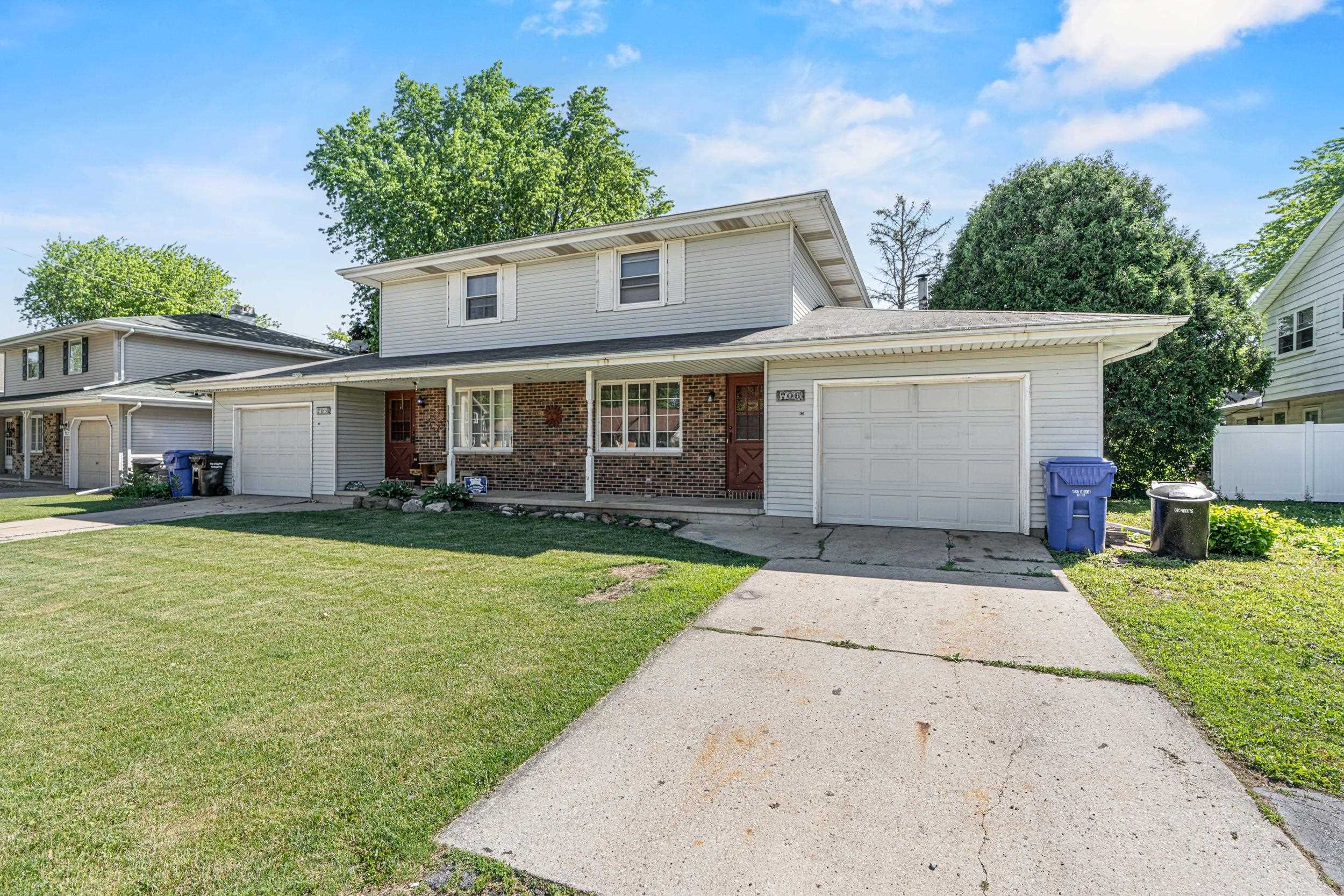 706 North Hawthorne Drive Appleton, WI 54915 - Photo 2 of 64