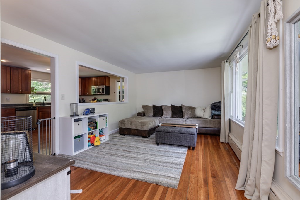 45 Valley View Road Leominster, MA 01453 - Photo 3 of 25 Gallery Image 3