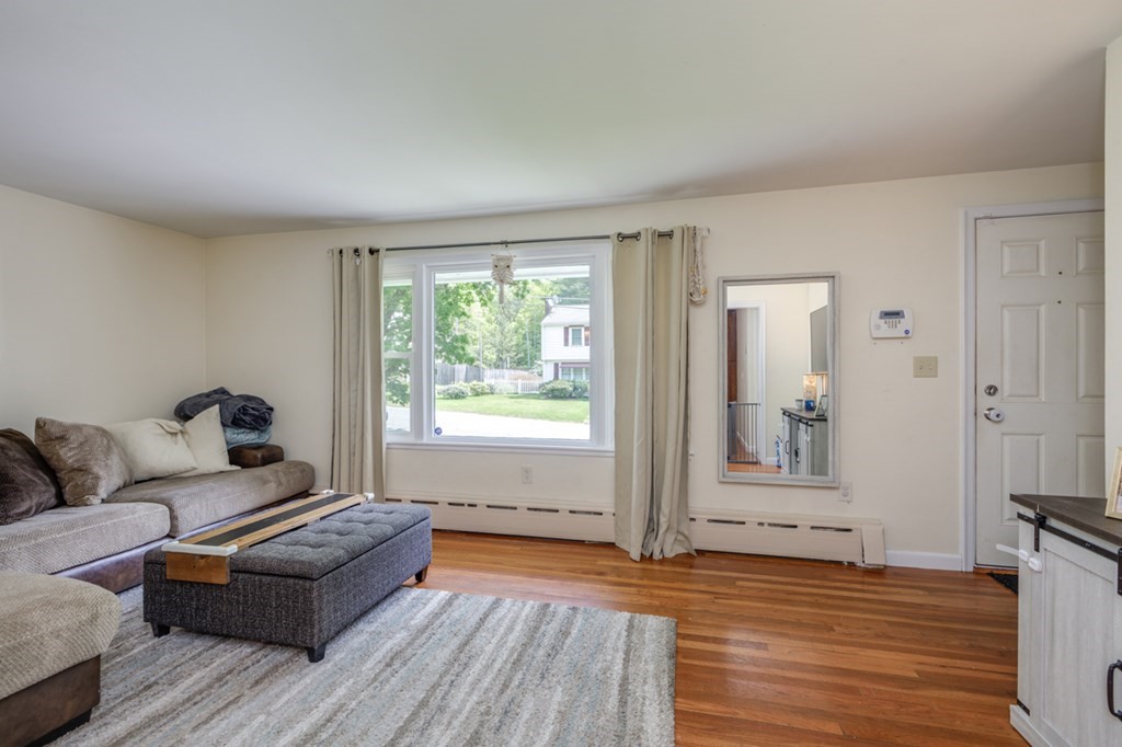 45 Valley View Road Leominster, MA 01453 - Photo 4 of 25 Gallery Image 4